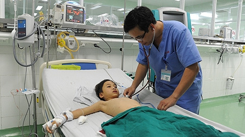 Sau 48 giờ lọc máu liên tục, hiện sức khỏe bệnh nhân Tô Văn Hoàng Sang đang dần hồi phục (Ảnh chụp trưa 18-2).