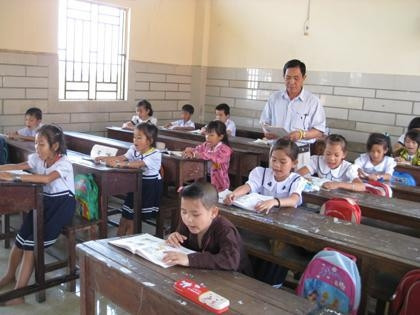 Lớp học tình thương của thầy Nguyễn Thanh Vân.