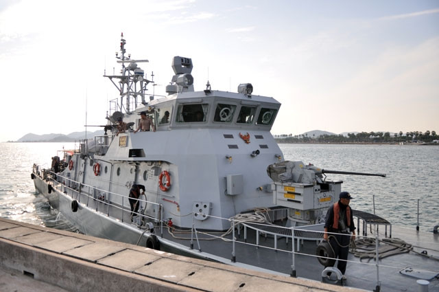 Tàu hải quân Thái-lan đậu tại quân cảng Satahip ở tỉnh Chonburi.