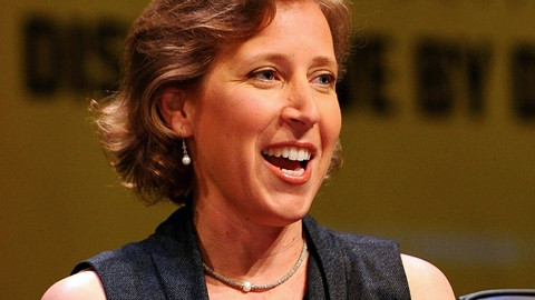  Xu-xan Voi-chích-ki trong công việc.