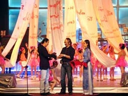 Nhạc sĩ Lê Minh Sơn tiếp tục
khẳng định tên tuổi của mình qua
chương trình Bài hát Việt.