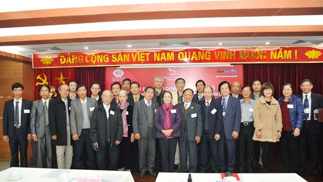 Các nghệ nhân của Dự án 1102.