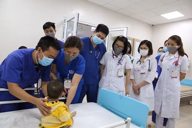 Bệnh nhi được điều trị khỏi căn bệnh nguy hiểm Kawasaki.