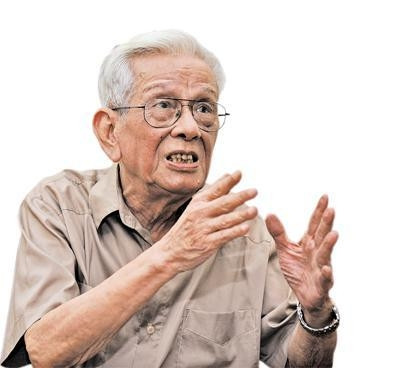 Nhà báo Hữu Thọ. Ảnh: TRẦN HẢI