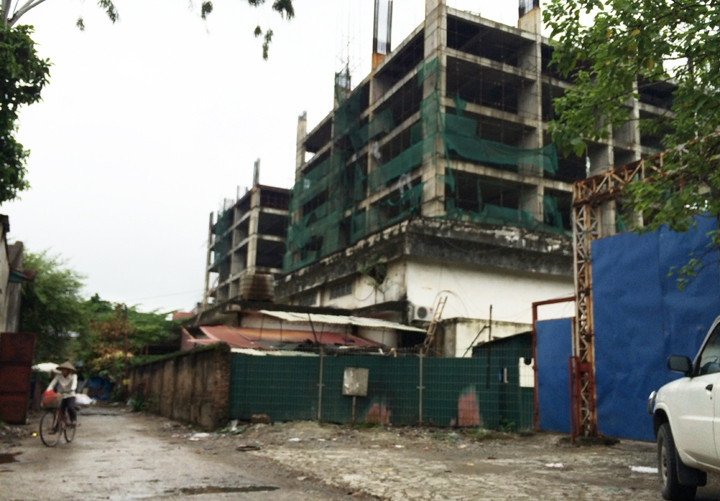 Dự án Sky garden Towers đã dừng thi công gần hai năm nay.