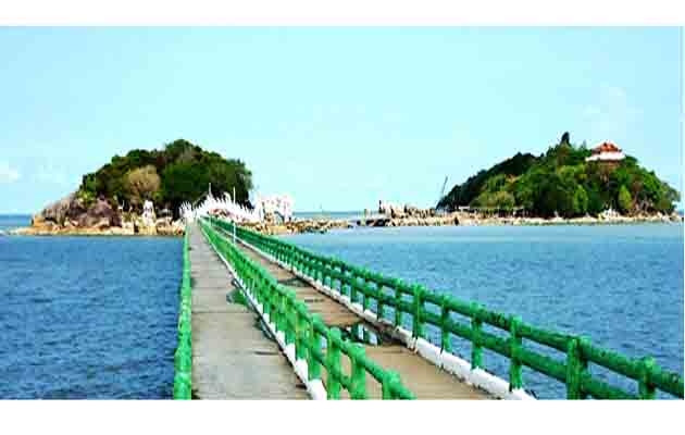 Điểm cuối tuyến BT tắc Thủ-Đá Bạc nối liền vào khu du lịch Hòn Đá Bạc. 