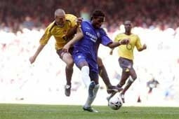 Cả hai đều tận dụng cơ hội để thử nghiệm đội hình.