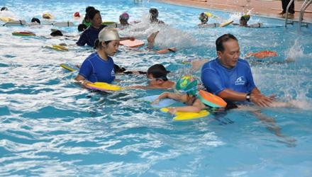 Hơn 21 nghìn trẻ em Ðà Nẵng được hưởng lợi từ chương trình bơi an toàn.
