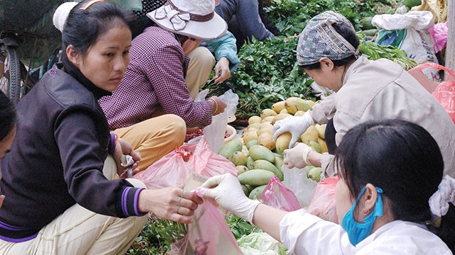 Thực phẩm buổi sáng tươi ngon. Ảnh: NG.NAM