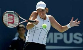 Lindsay Davenport vững bước.