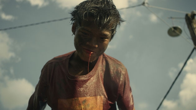 Cảnh trong phim "Ròm".