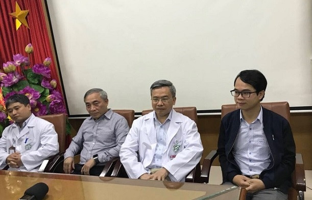 Bệnh viện Bạch Mai trả lời báo chí chiều 25-3. 