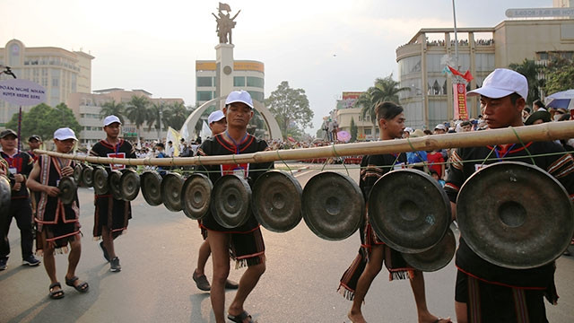 Phát huy và bảo tồn tốt văn hóa cồng chiêng Tây Nguyên đang là thử thách đối với nhiều địa phương.