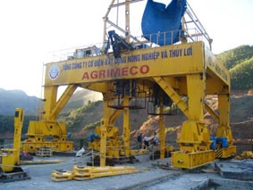 Hệ thống xi lanh thủy lực của AGRIMECO
được lắp đặt tại thủy điện Sơn La.