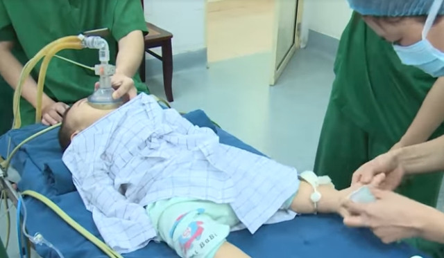 Đừng để trẻ tàn tật tay vì chấn thương đám rối thần kinh