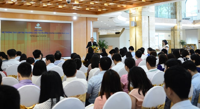 Hỗ trợ các thành viên tạo lập thị trường chứng khoán phái sinh