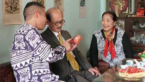 Nghệ sĩ Phạm Bằng trong một bộ phim truyền hình.