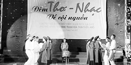 Thơ tìm đến cội nguồn