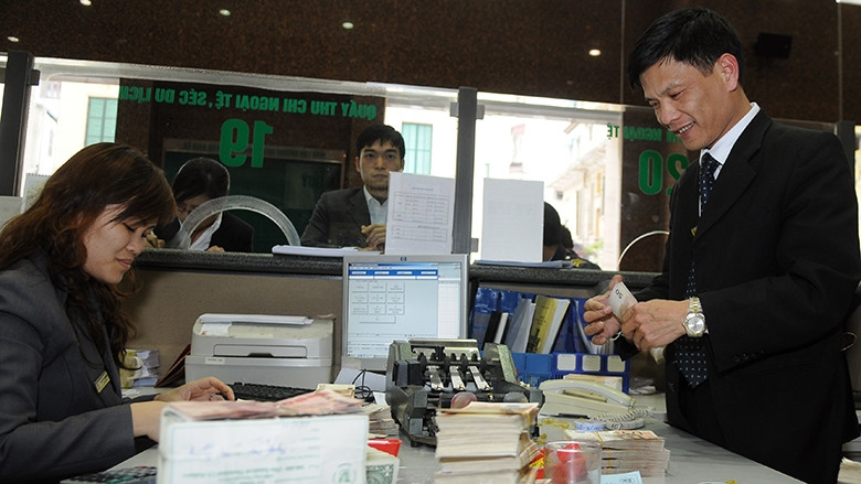 Giá USD tự do đang giao dịch ở mức không đổi so cuối tuần trước.