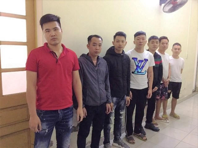 Nhóm đối tượng tại cơ quan công an. (Ảnh do cơ quan công an cung cấp)