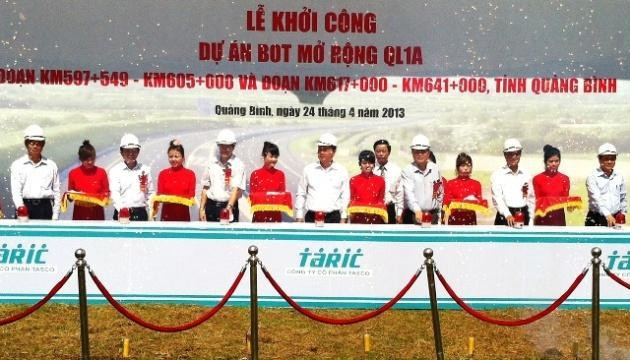 Lễ khởi công dự án đầu tư xây dựng công trình mở rộng quốc lộ 1 qua tỉnh Quảng Bình.