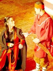 Quách Thu Phương (Kiều Loan)
khoảnh khắc gặp mặt chồng.