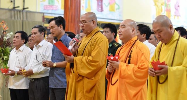 Lễ cầu siêu cho các nạn nhân tử vong do tai nạn giao thông tại Cà Mau.