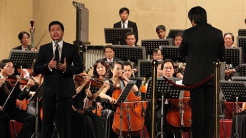 Âm nhạc đỉnh cao: Sống thế nào trong thời "nghe bằng mắt"?