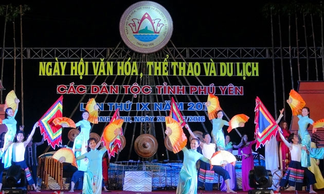  Đa sắc màu văn hóa các dân tộc tỉnh Phú Yên