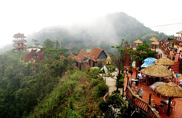 Bà Nà 10 năm trước.