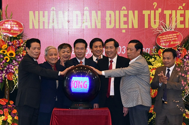 Khai trương báo Nhân Dân điện tử tiếng Nga