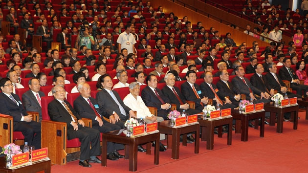Các đồng chí lãnh đạo Đảng, Nhà nước, MTTQ Việt Nam và các đại biểu dự khai mạc Đại hội. Ảnh: TRÍ DŨNG (TTXVN)