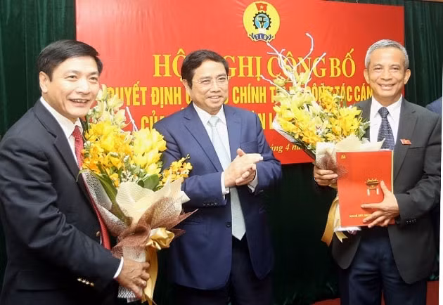 Đồng chí Bùi Văn Cường giữ chức Bí thư Đảng đoàn Tổng LĐLĐ Việt Nam