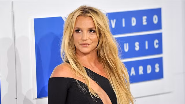 Britney Spears gặp khủng hoảng tâm lý