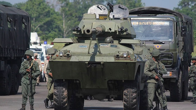 Venezuela tập trận gần biên giới với Colombia