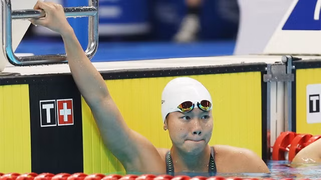 Ánh Viên buồn bã sau khi về đích. (Ảnh : vnexpress.net)