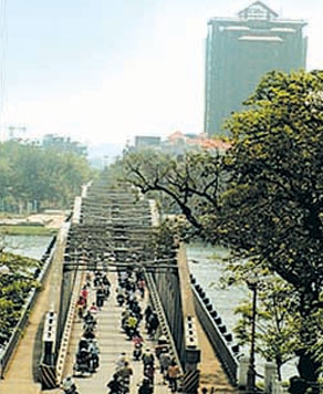 ...như khách sạn