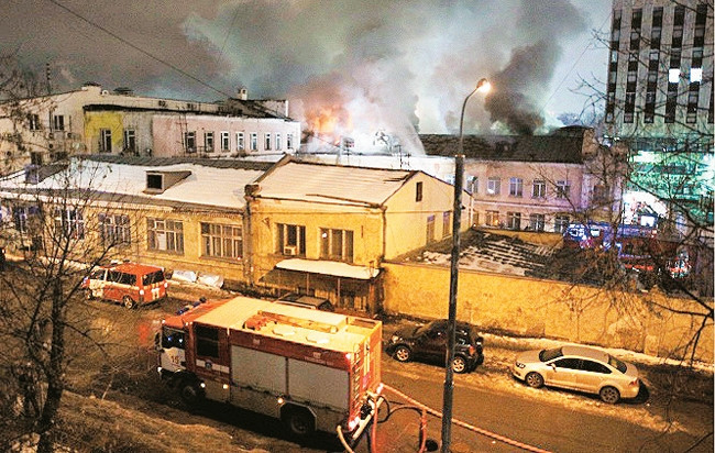 Cháy xưởng may tại Mát-xcơ-va, LB Nga. Ảnh TASS 