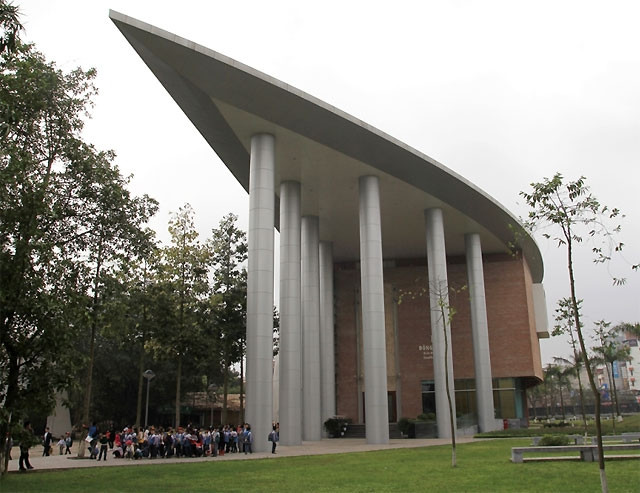 Bảo tàng Đông - Nam Á.