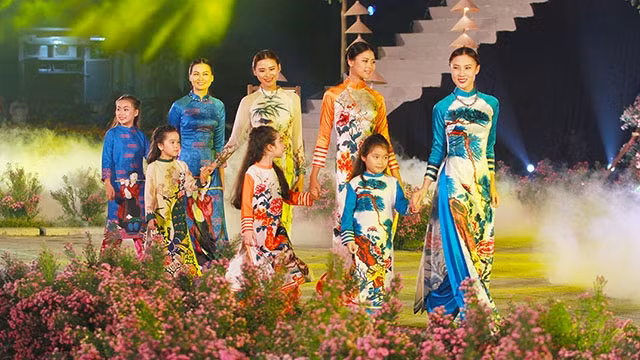 “Ảnh đẹp Áo dài Online”