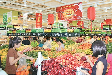 Hệ thống bán lẻ bị dẫn dắt bởi các tập đoàn nước ngoài. 