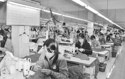 Một phân xưởng may của Công ty CP May Hưng Yên.