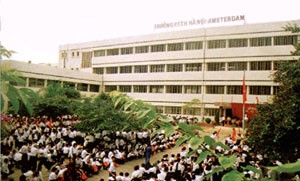 Trường THPT Hà Nội-Amsterdam kỷ niệm 20 năm ngày thành lập