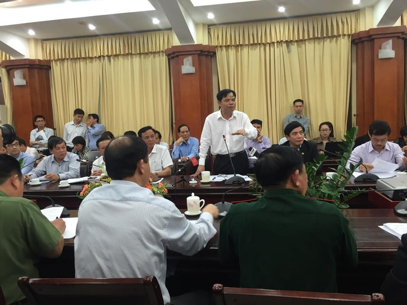 Bộ trưởng Nguyễn Xuân Cường chủ trì cuộc họp tìm giải pháp tiêu thụ thịt lợn giúp nông dân chiều 28-4.