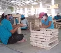 Đồ gỗ là 1 trong 10 mặt hàng
có kim ngạch xuất khẩu lớn của
Việt Nam sang Nhật Bản trong
năm 2005.