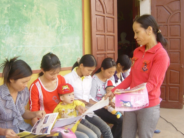 Tuyên truyền, vận động nâng cao chất lượng dân số, kế hoạch hóa gia đình ở xã Quảng Long, huyện Hải Hà (Quảng Ninh).
