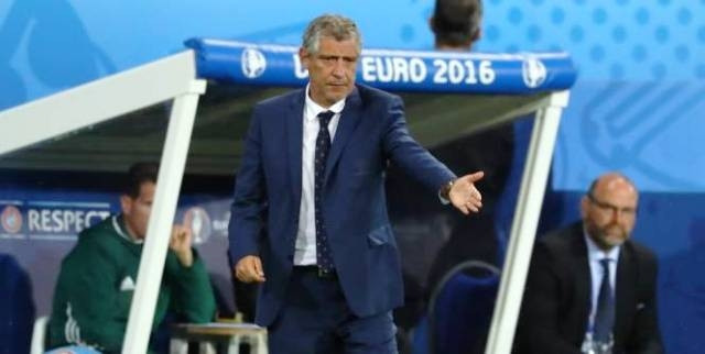 Huấn luyện viên Fernando Santos của Bồ Đào Nha. (Ảnh: l'equipe)