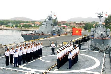 Các chiến sĩ Hải quân trước giờ lên đường làm nhiệm vụ.