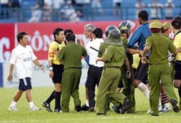 Công tác trọng tài còn nhiều hạn chế.