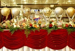 Những mẩu chuyện khó quên